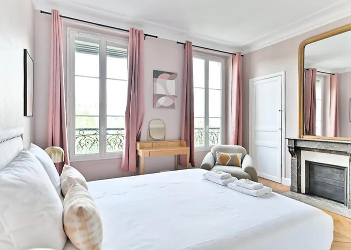 Lägenhet Spacious 4 Bedrooms - 11th With Style