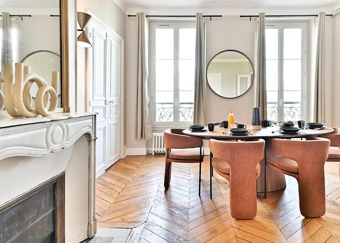 Spacious 4 Bedrooms - 11th With Style * Paris