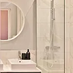 Appartement Spacious 4 Bedrooms - 11th With Style Parijs