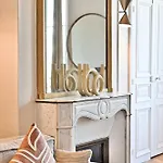 Spacious 4 Bedrooms - 11th With Style Appartement *