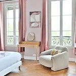 Spacious 4 Bedrooms - 11th With Style Parijs