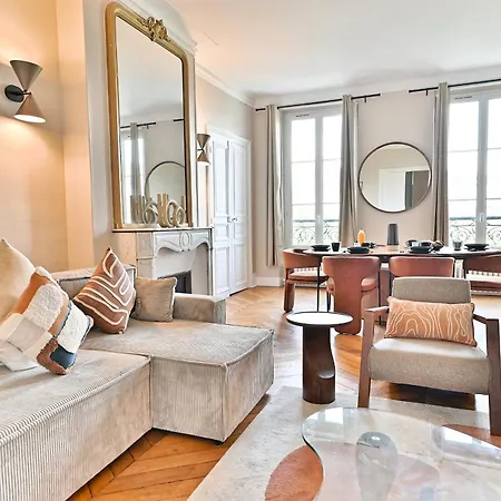דירה Spacious 4 Bedrooms - 11th With Style