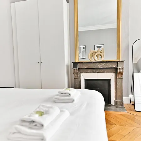 Apartment Spacious 4 Bedrooms - 11th With Style