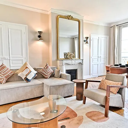 Spacious 4 Bedrooms - 11th With Style * Paris