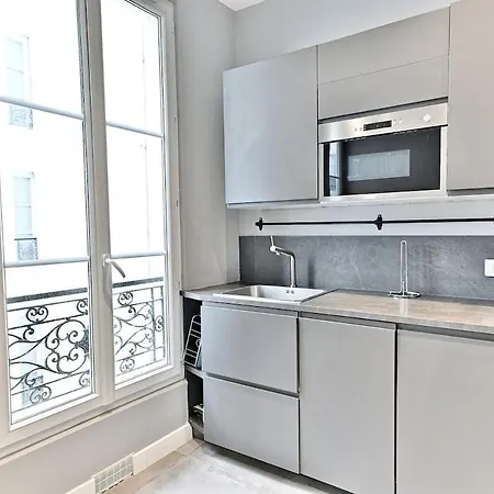 Spacious 4 Bedrooms - 11th With Style Παρίσι