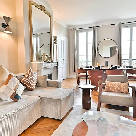 Spacious 4 Bedrooms - 11th With Style Παρίσι