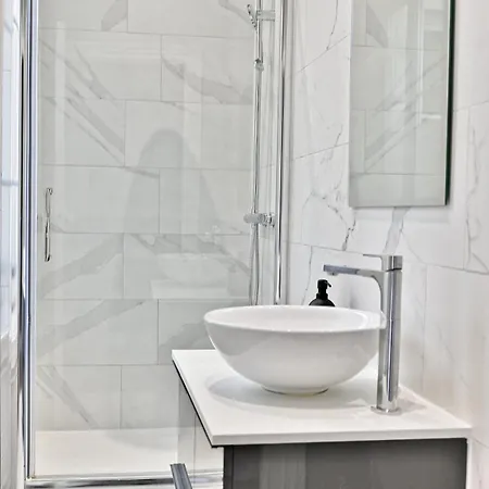 Διαμέρισμα Spacious 4 Bedrooms - 11th With Style Παρίσι