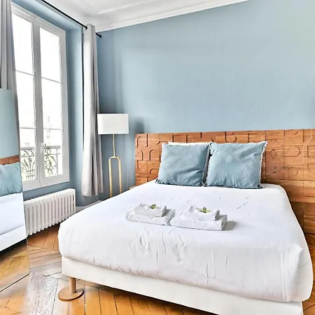 Spacious 4 Bedrooms - 11th With Style פריז