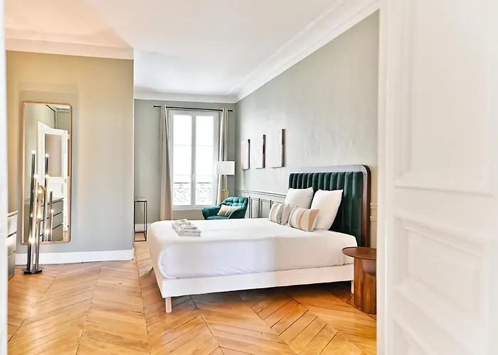 Spacious 4 Bedrooms - 11th With Style דירה פריז