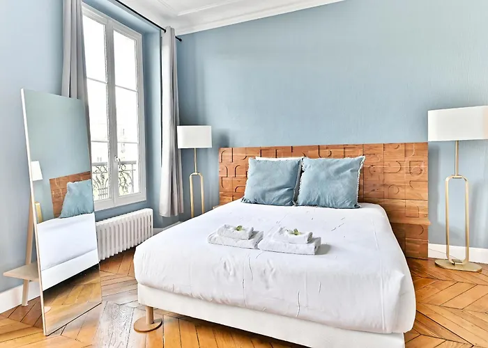 Spacious 4 Bedrooms - 11th With Style פריז