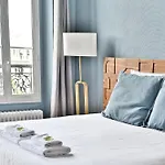 Spacious 4 Bedrooms - 11th With Style Appartamento Parigi
