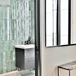 Appartamento Spacious 4 Bedrooms - 11th With Style *