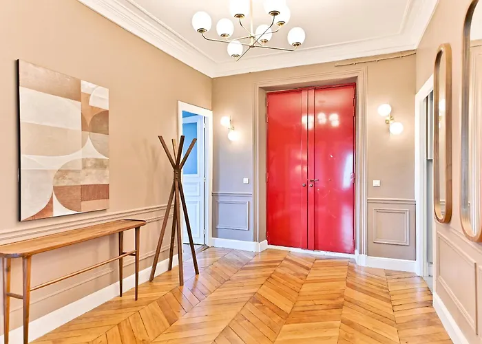 Spacious 4 Bedrooms - 11th With Style Appartement