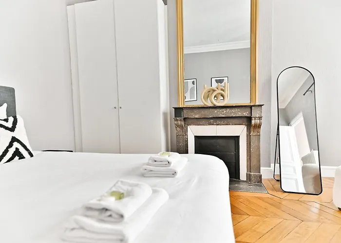 Appartement Spacious 4 Bedrooms - 11th With Style